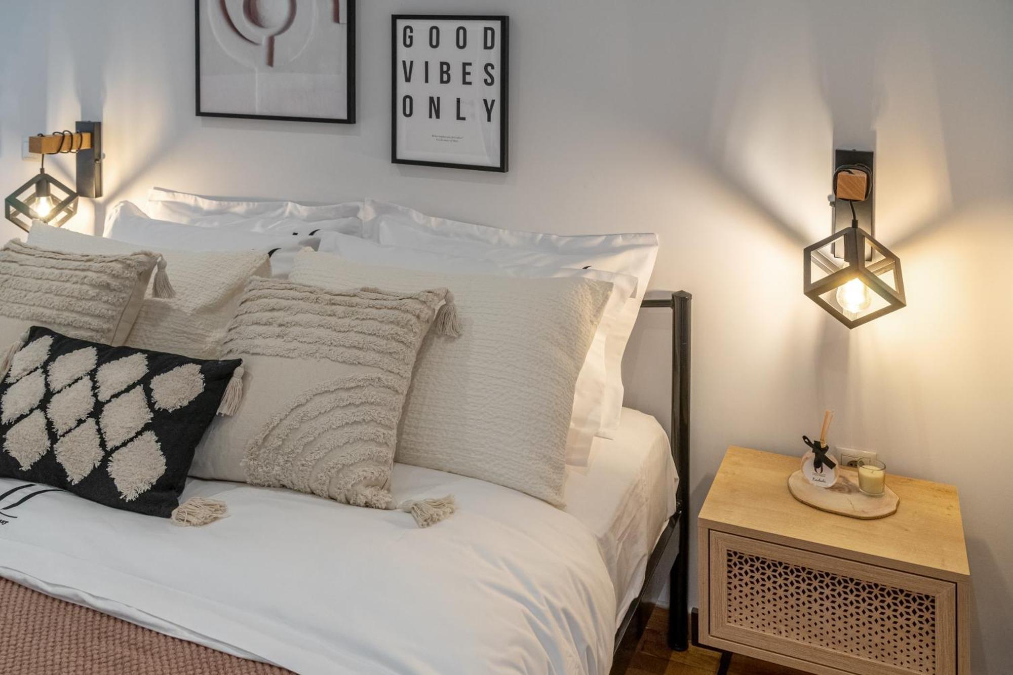 Unique Koukaki Three Bedroom Suite Atina Dış mekan fotoğraf